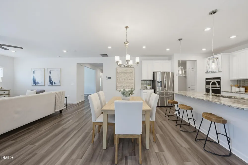 537 Oaks End Drive Holly Springs, NC 27540