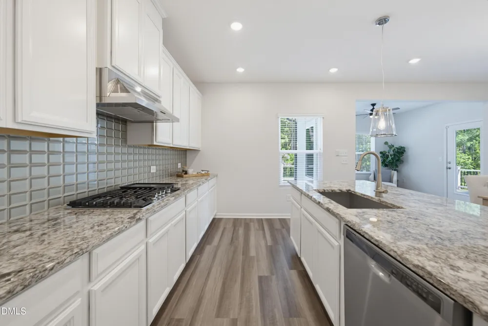 537 Oaks End Drive Holly Springs, NC 27540