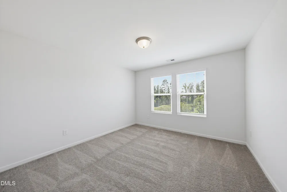 537 Oaks End Drive Holly Springs, NC 27540