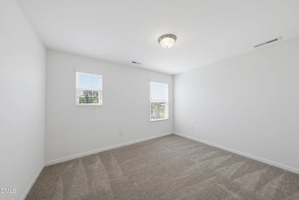 537 Oaks End Drive Holly Springs, NC 27540