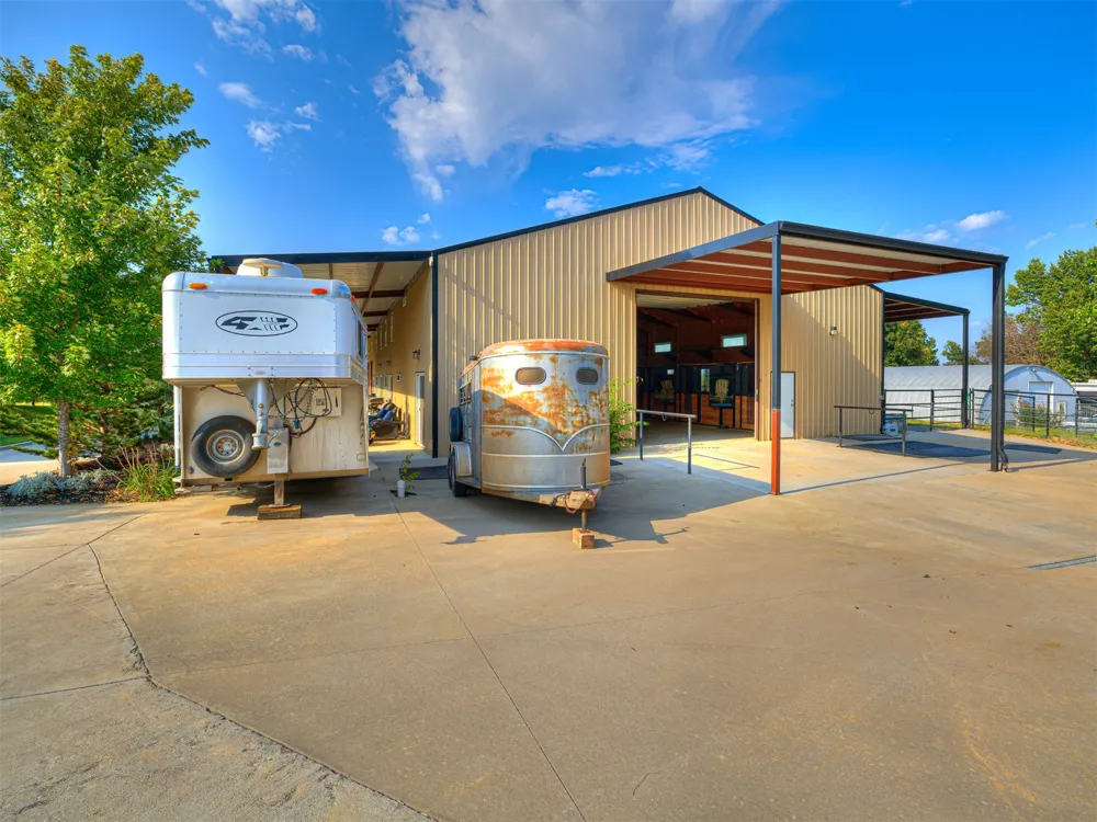 833 Mayfield Road Sand Springs, OK 74063