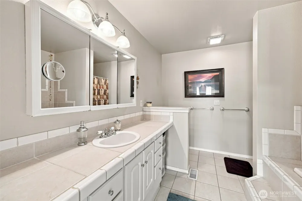 20200 50th Avenue Ridgefield, WA 98642