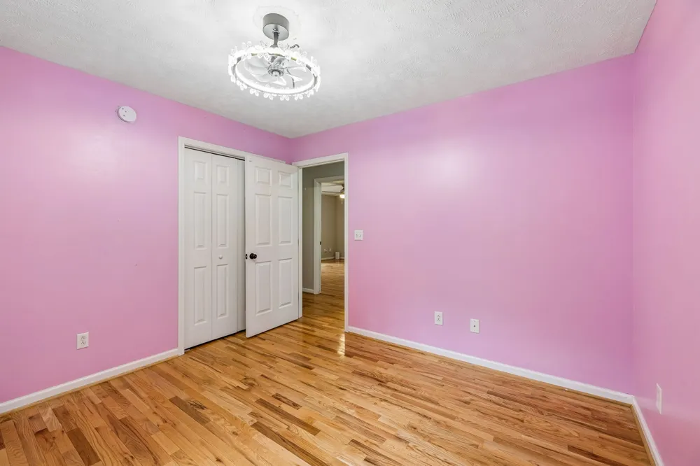 1200 Dawson Rd White Bluff, TN 37187