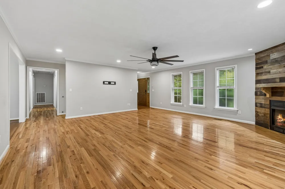 1200 Dawson Rd White Bluff, TN 37187