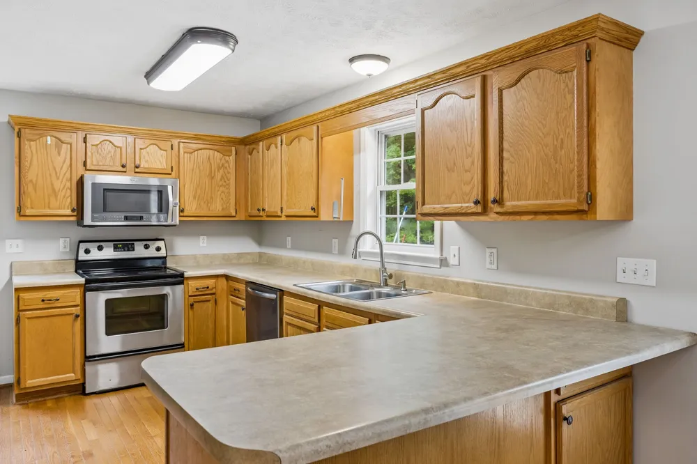 1200 Dawson Rd White Bluff, TN 37187