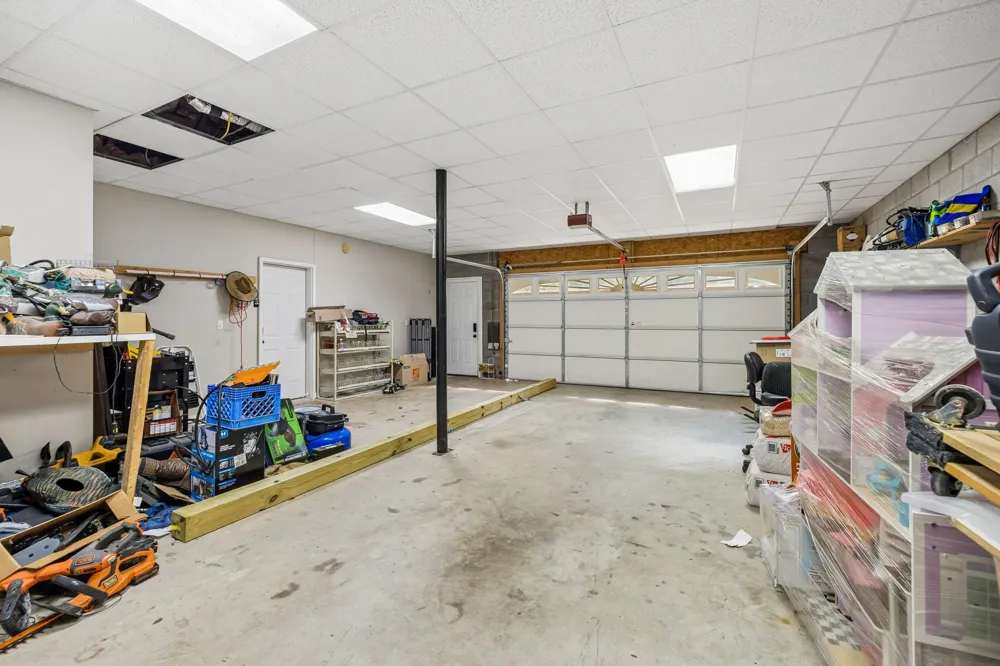 1200 Dawson Rd White Bluff, TN 37187