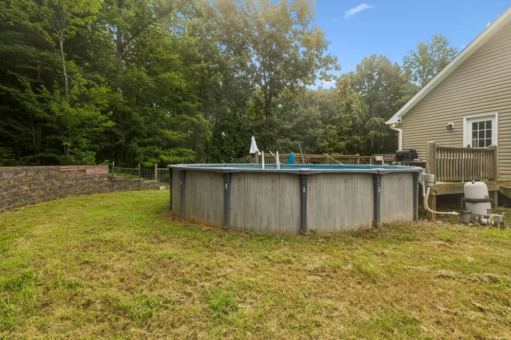 1200 Dawson Rd White Bluff, TN 37187