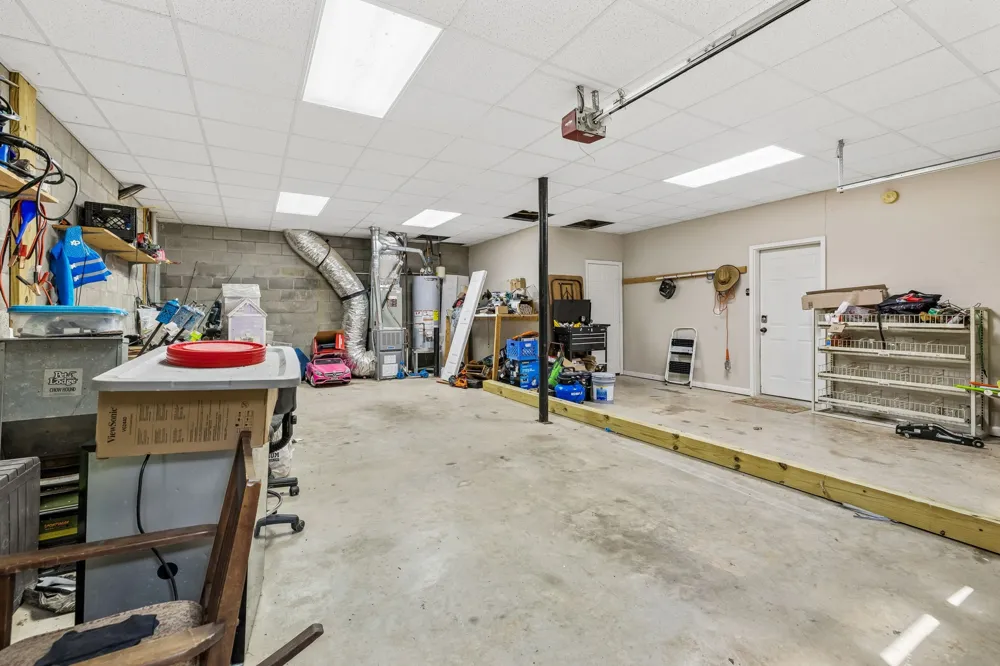 1200 Dawson Rd White Bluff, TN 37187