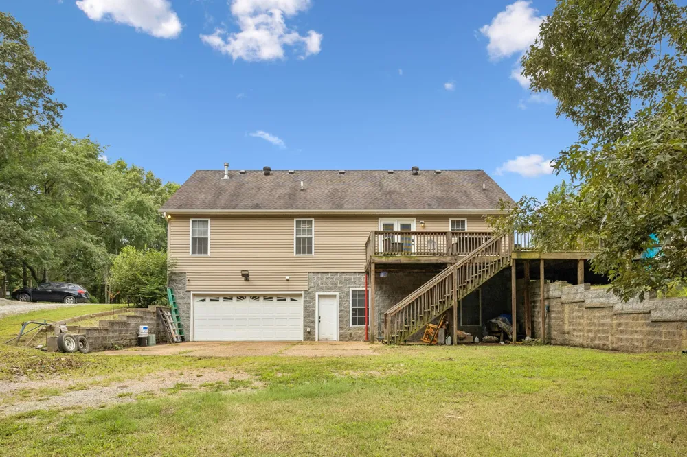 1200 Dawson Rd White Bluff, TN 37187