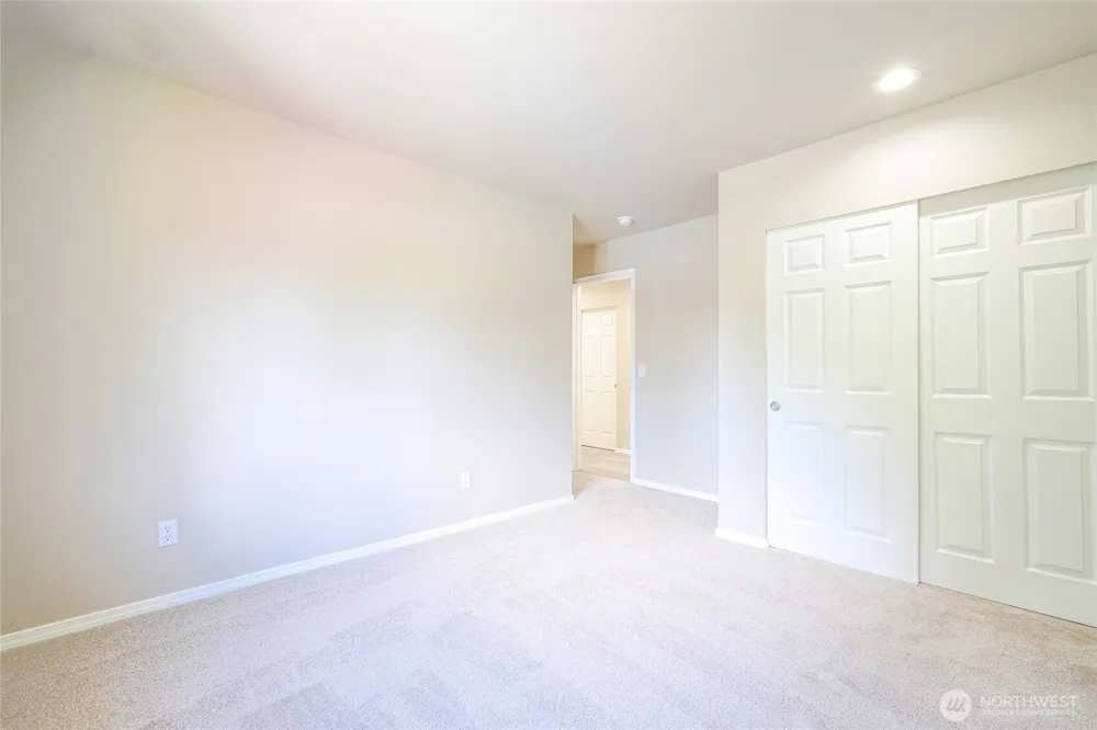 19500 6th Avenue S Des Moines, WA 98148