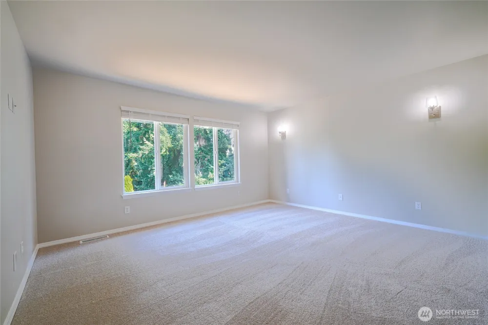 19500 6th Avenue S Des Moines, WA 98148