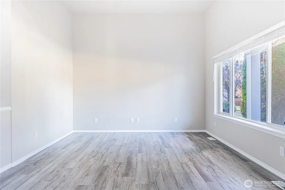 19500 6th Avenue S Des Moines, WA 98148