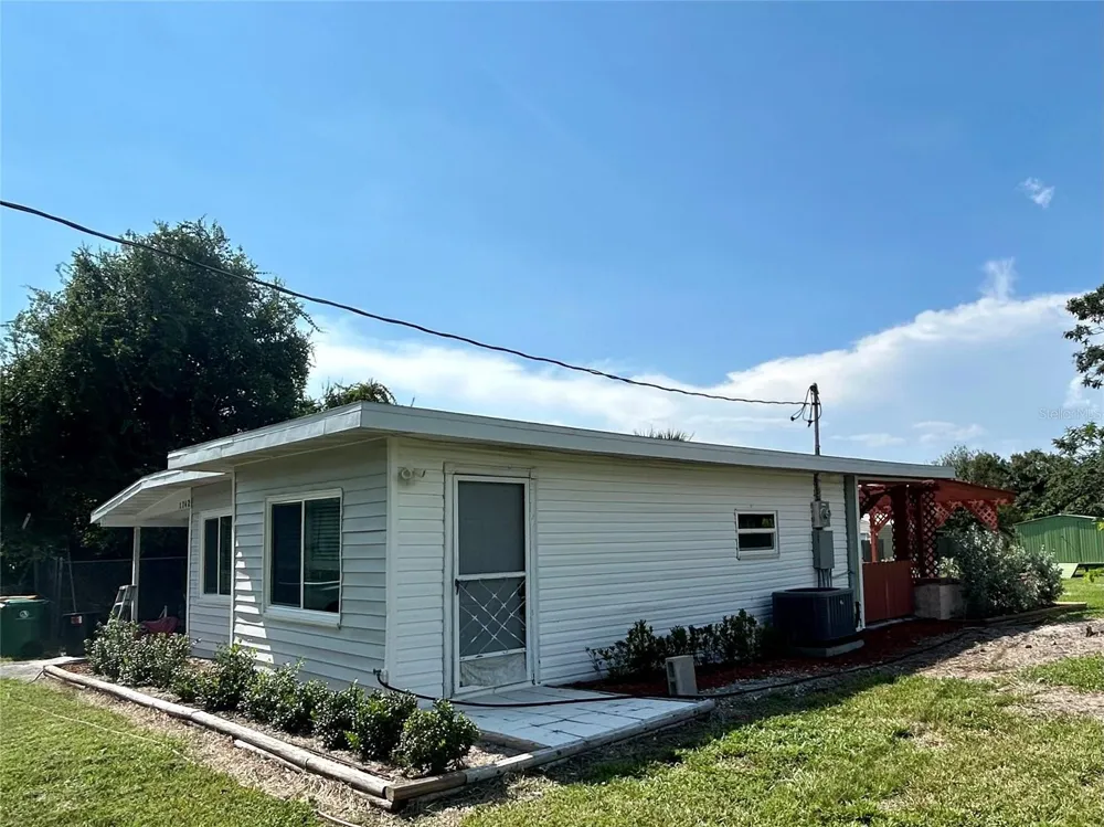 1742 MANGOE ST Punta Gorda, FL 33980
