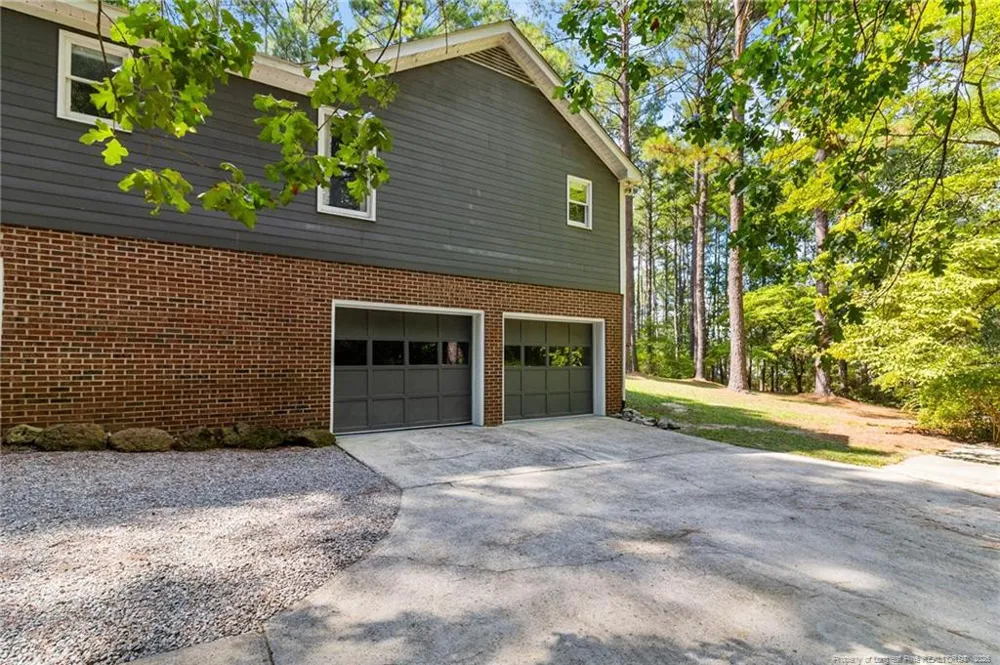 16401 Lakeshore Drive Wagram, NC 28396