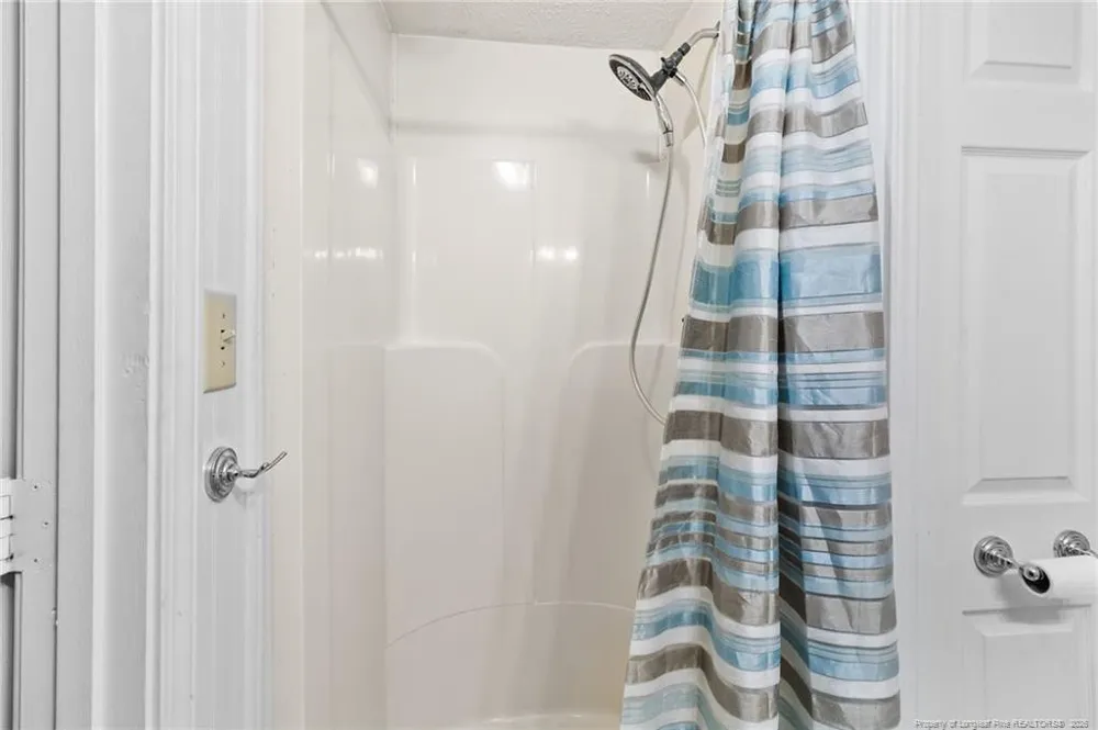 16401 Lakeshore Drive Wagram, NC 28396