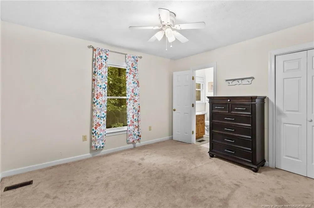 16401 Lakeshore Drive Wagram, NC 28396