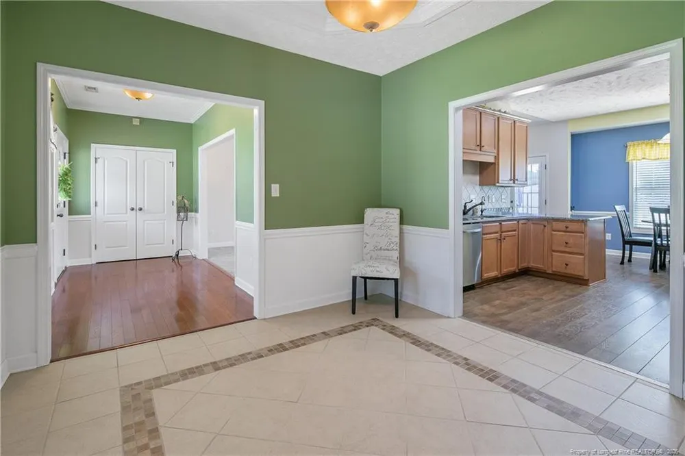 1916 Pineville Drive Hope Mills, NC 28348