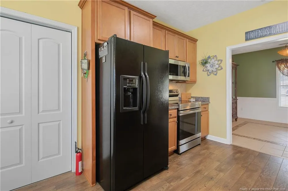 1916 Pineville Drive Hope Mills, NC 28348