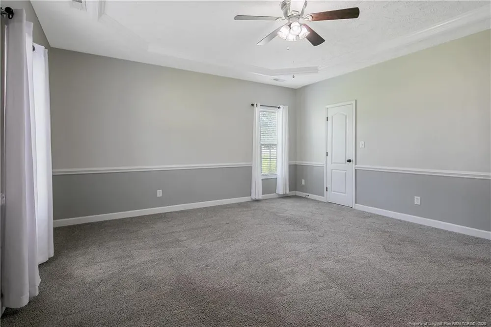 1916 Pineville Drive Hope Mills, NC 28348