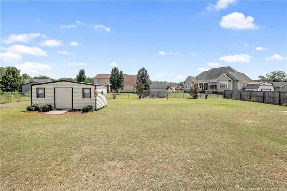 1916 Pineville Drive Hope Mills, NC 28348