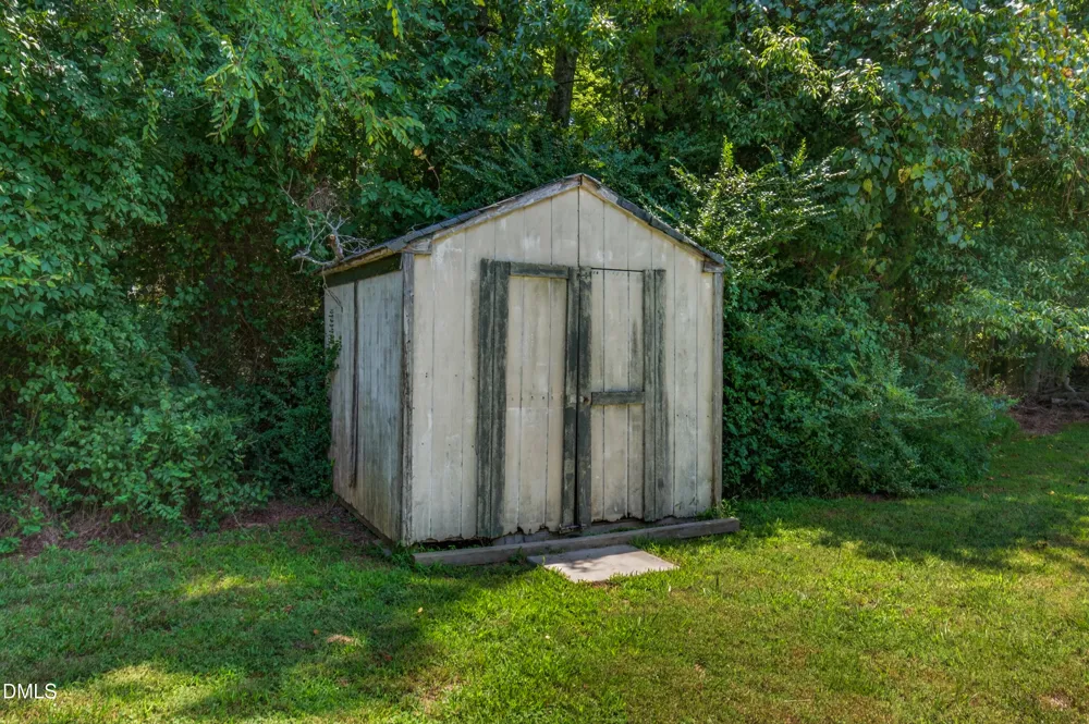 38 Silverstone Drive Pittsboro, NC 27312