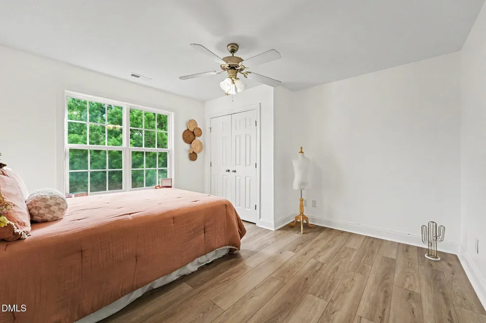456 Texanna Way Holly Springs, NC 27540