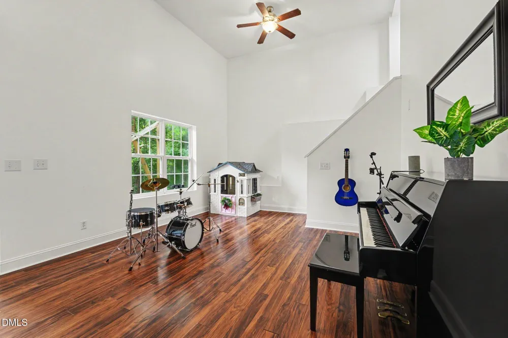 456 Texanna Way Holly Springs, NC 27540