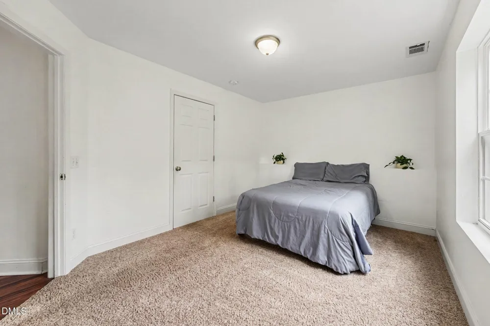 456 Texanna Way Holly Springs, NC 27540