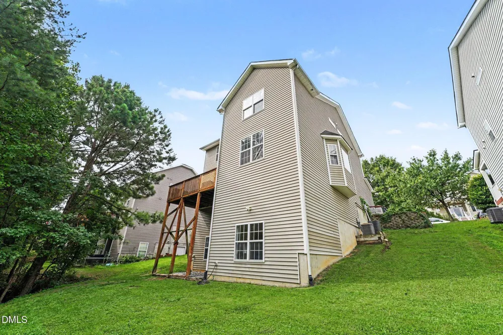 456 Texanna Way Holly Springs, NC 27540