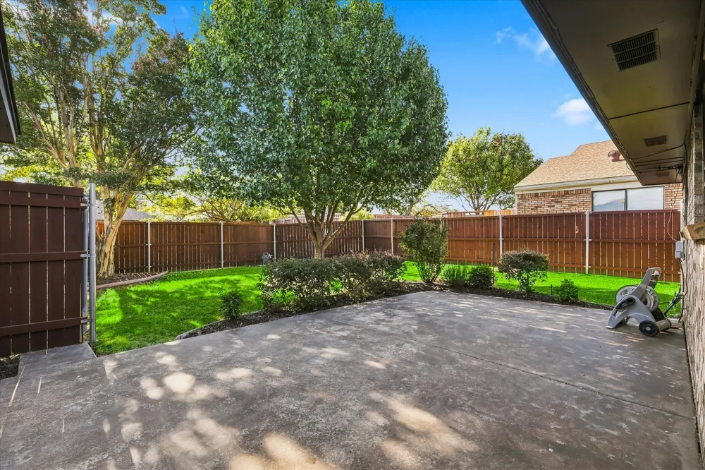 1903 Big Sky Drive Lewisville, TX 75077