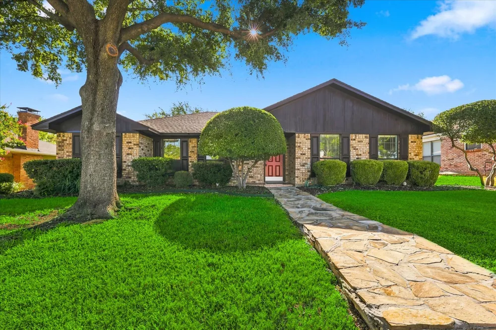 1903 Big Sky Drive Lewisville, TX 75077