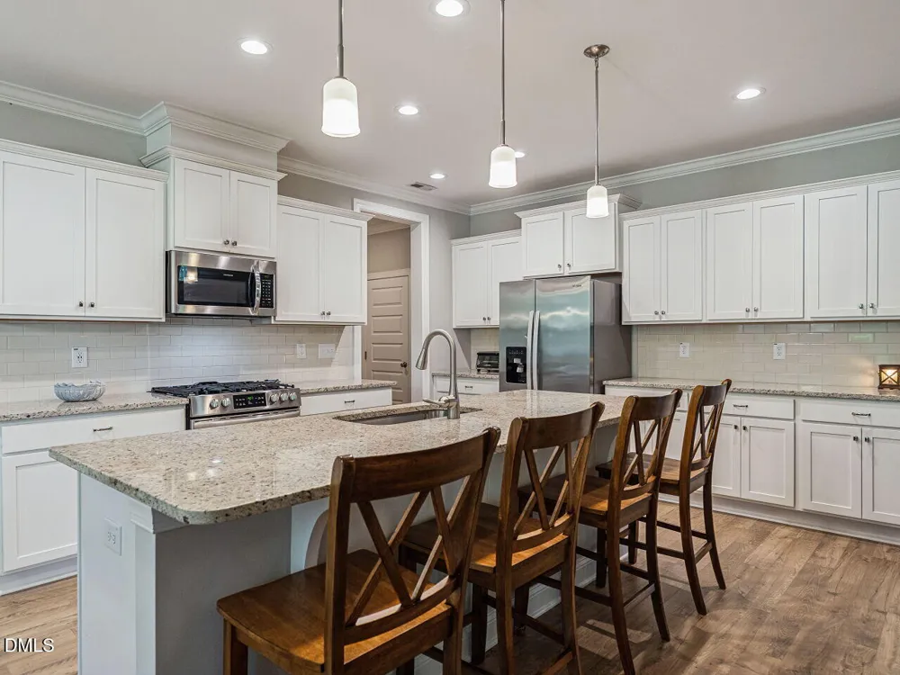196 W Amber Oak Drive Selma, NC 27576