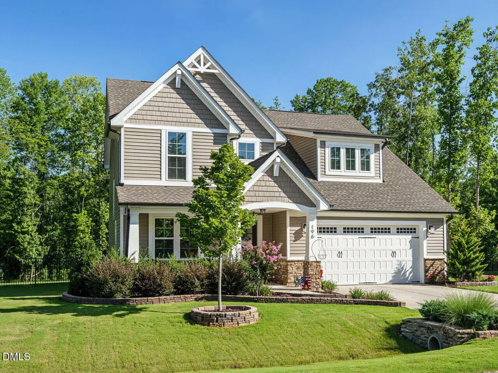 196 W Amber Oak Drive Selma, NC 27576