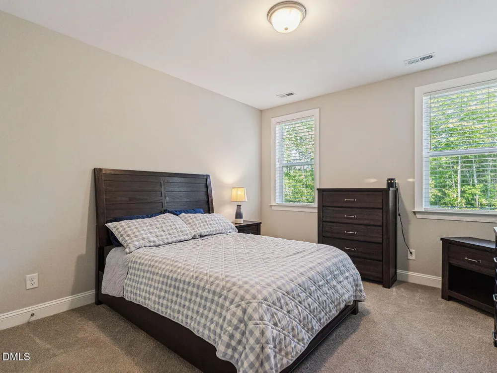 196 W Amber Oak Drive Selma, NC 27576