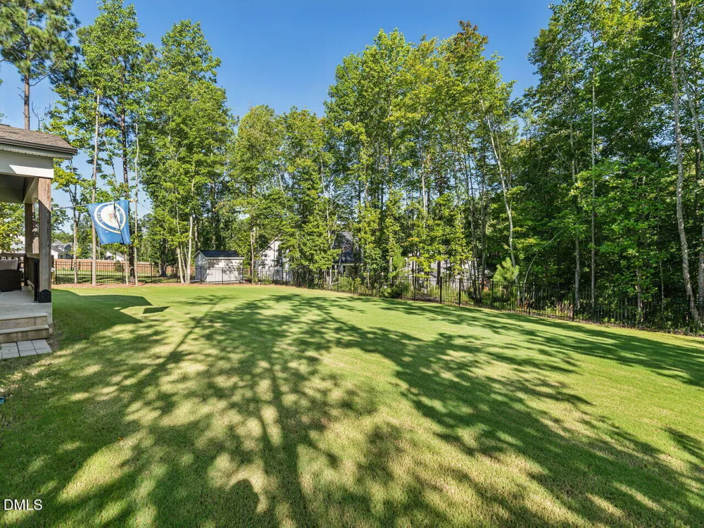 196 W Amber Oak Drive Selma, NC 27576