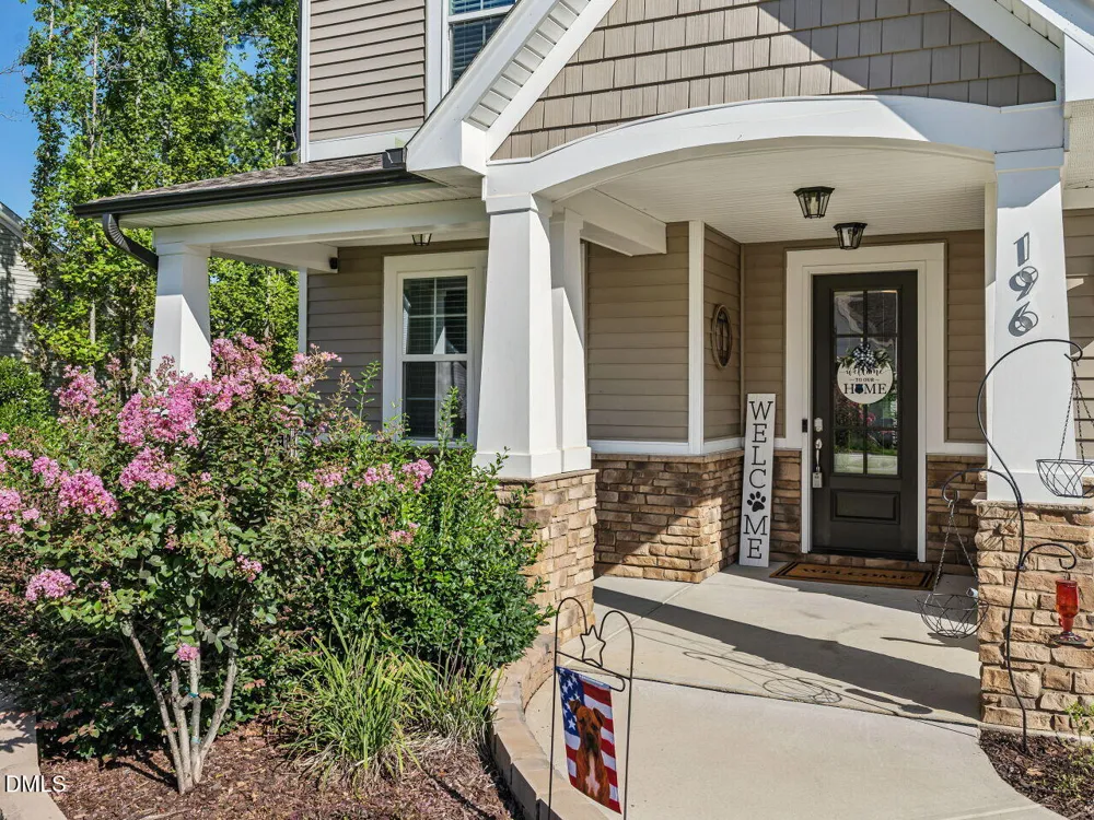 196 W Amber Oak Drive Selma, NC 27576