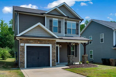 102 Forsyth Parkway