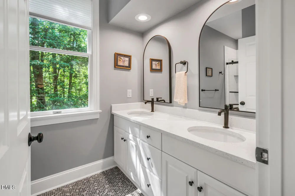 686 Spindlewood Pittsboro, NC 27312