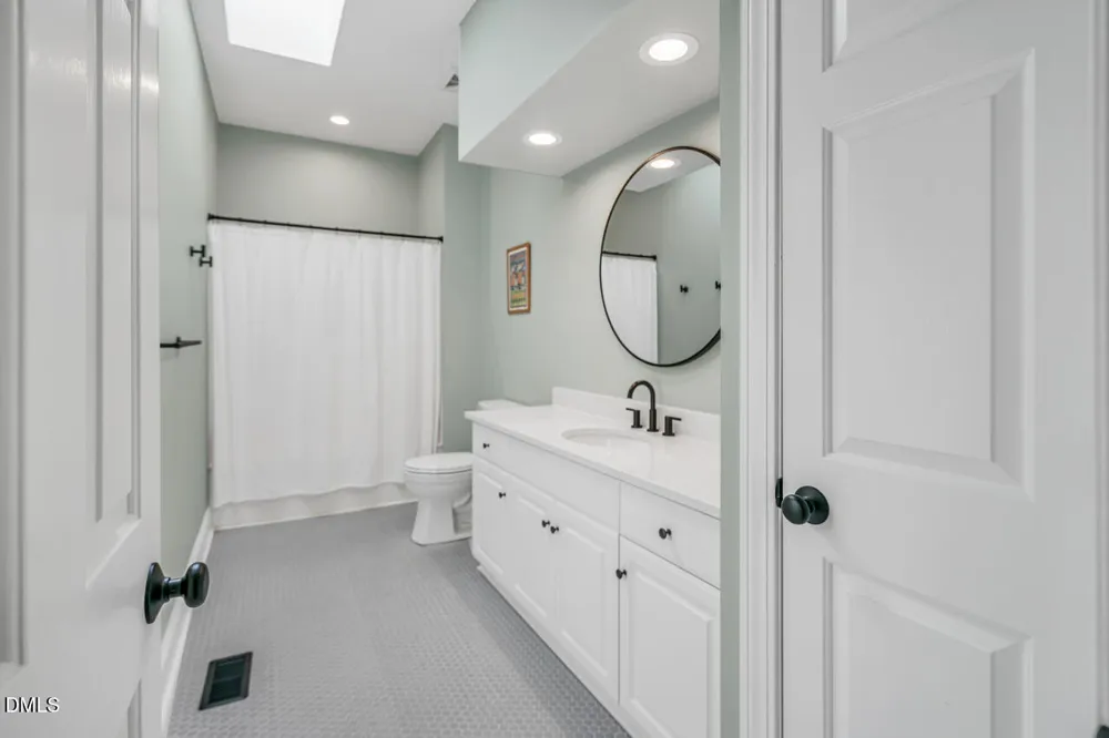 686 Spindlewood Pittsboro, NC 27312