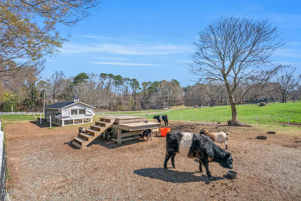 686 Spindlewood Pittsboro, NC 27312