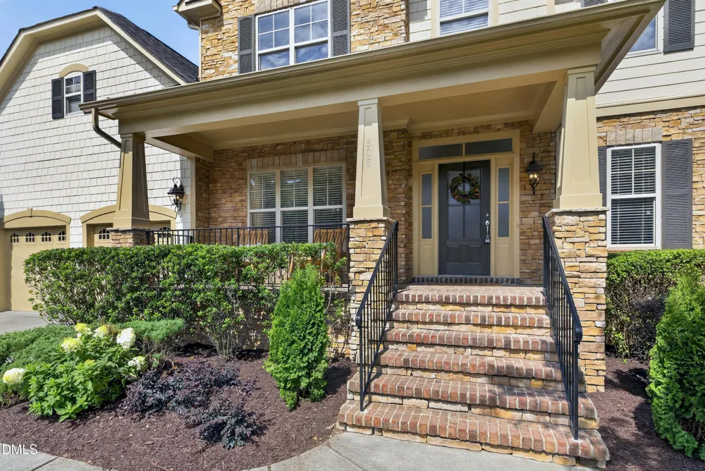 808 City Walls Street Cary, NC 27513