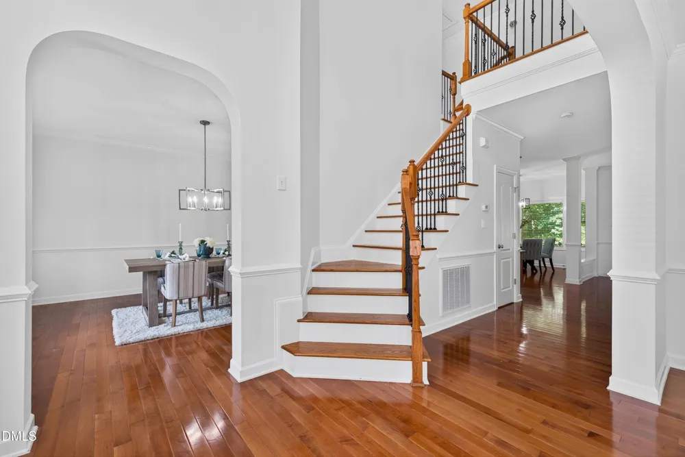 808 City Walls Street Cary, NC 27513