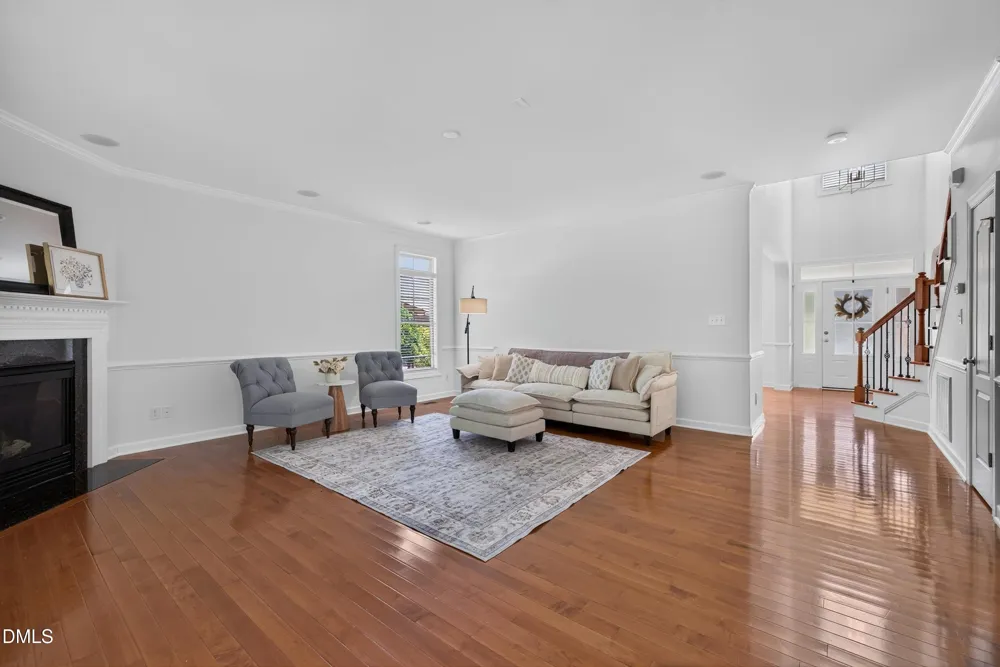 808 City Walls Street Cary, NC 27513