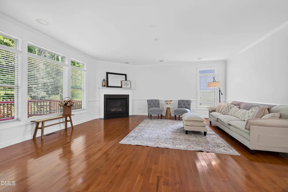 808 City Walls Street Cary, NC 27513