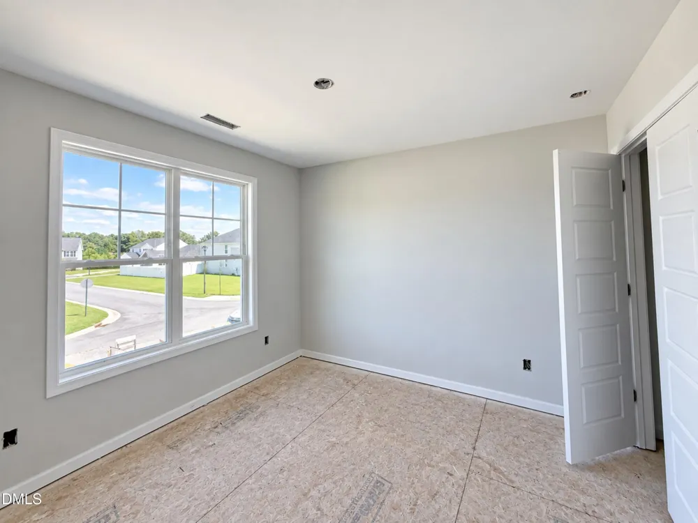 57 W Emily Gardens Drive #(62) Selma, NC 27576