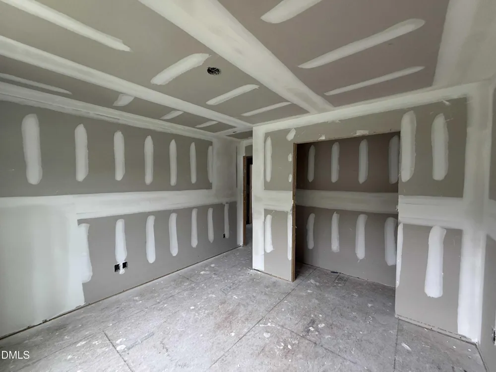 47 W Emily Gardens Drive #(61) Selma, NC 27576