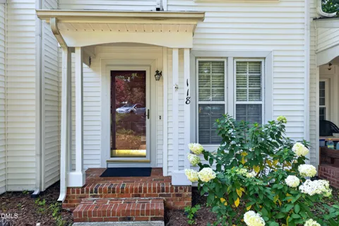 118 Greenmont Lane