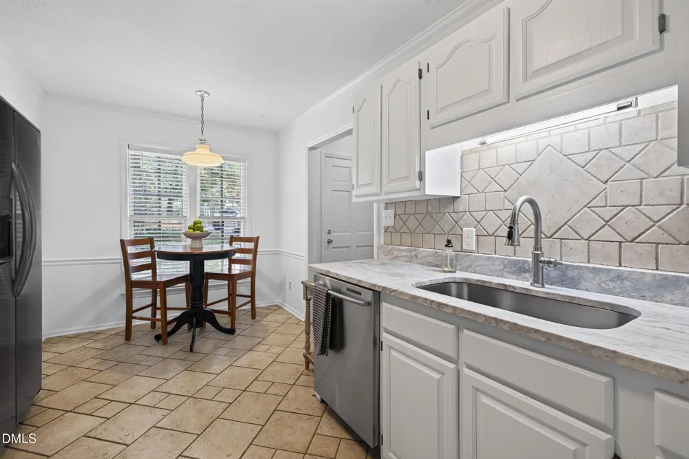 118 Greenmont Lane Cary, NC 27511