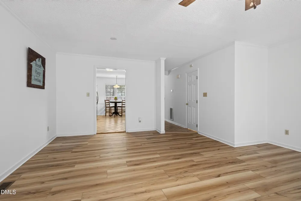 118 Greenmont Lane Cary, NC 27511