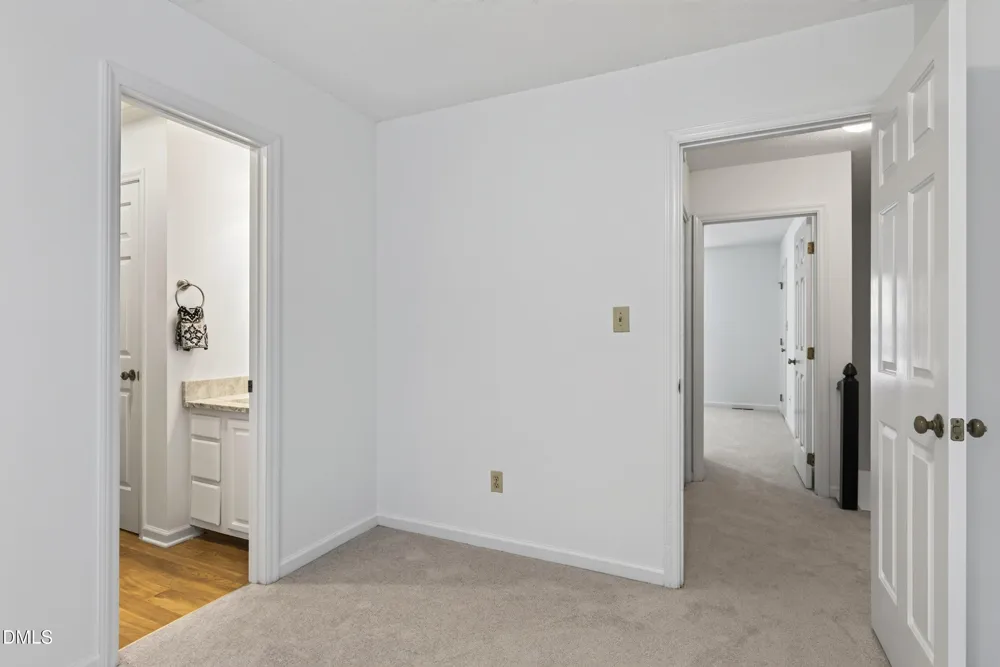 118 Greenmont Lane Cary, NC 27511